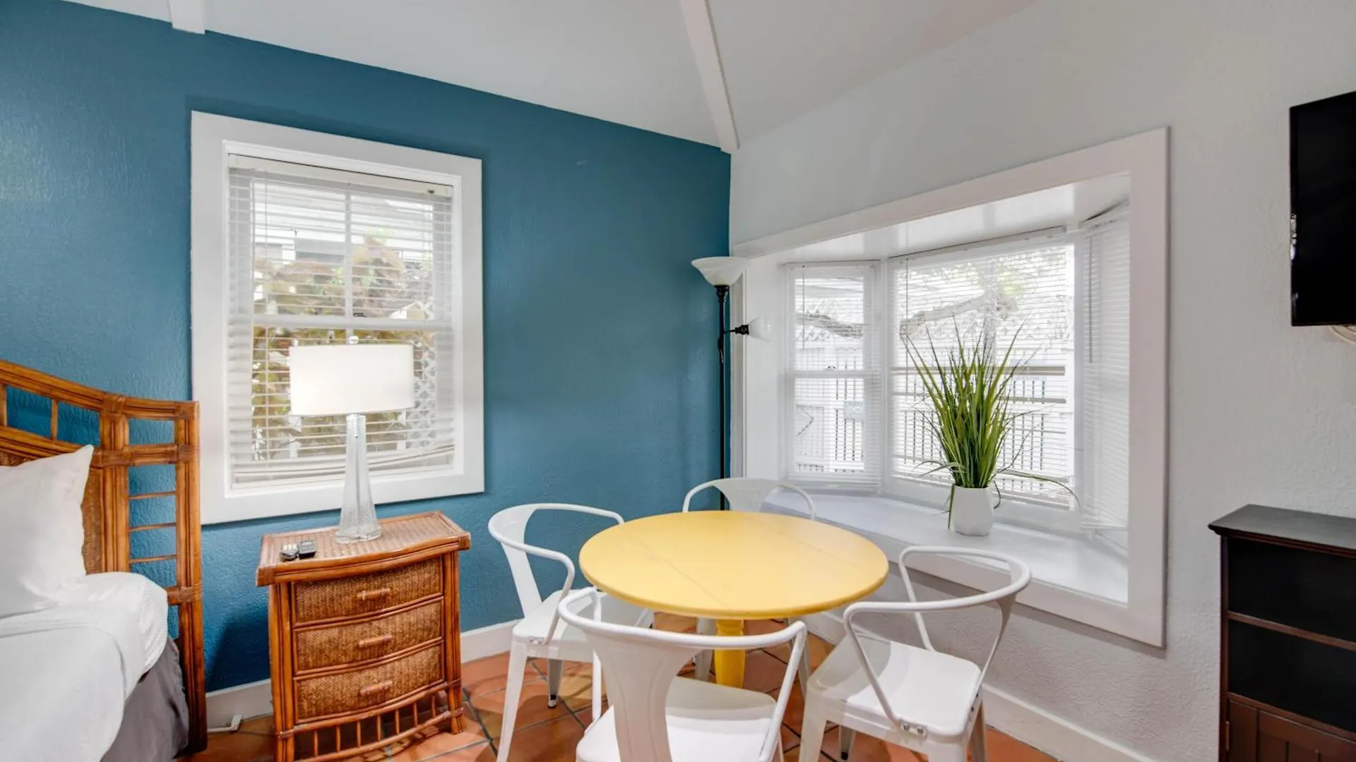 Ibis Suite - Southernmost Sanctuary Key West Holiday home